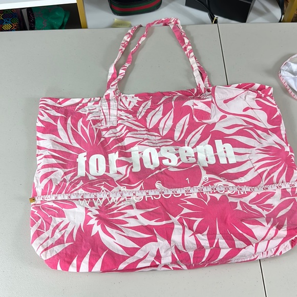 Pink and white floral print tote bag - Picture 1 of 3